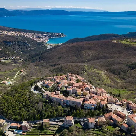 Villa Vlastelini By Interhome