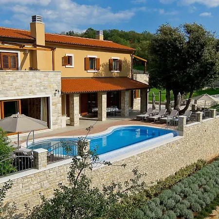 Vlastelini By Interhome Krapan