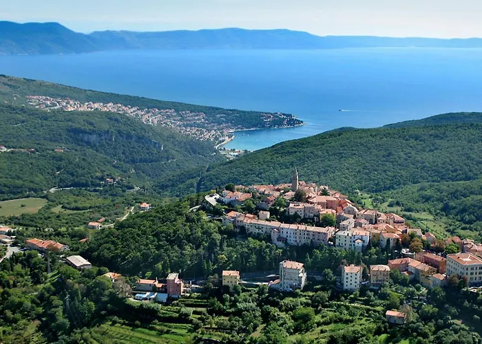 Vlastelini By Interhome