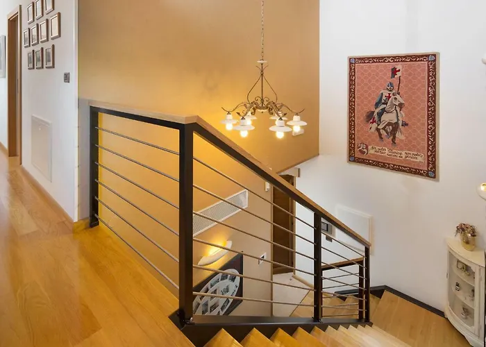 Vlastelini By Interhome