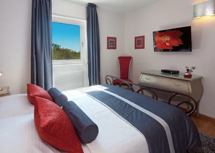 Vlastelini By Interhome